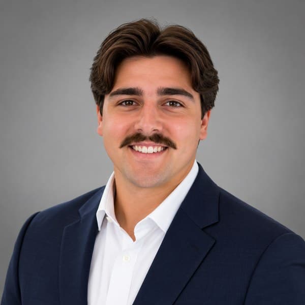 Taven Olsten, Director of Sales